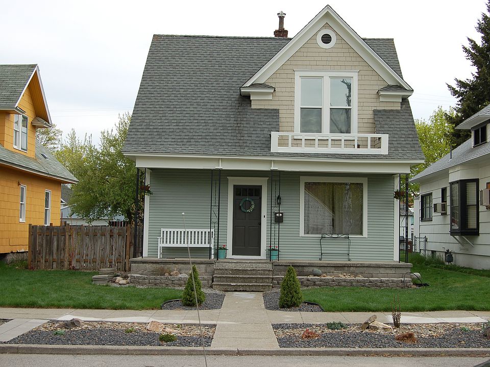 1st image of 2323 W Maxwell Ave