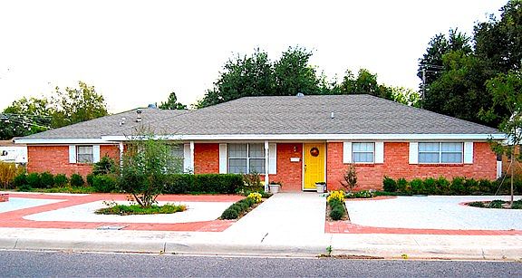 2nd image of 2501 Camarie Ave