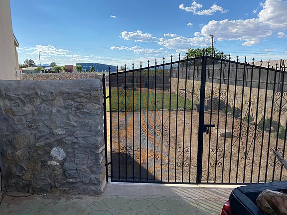 3rd image of 10745 Canyon Sage Dr