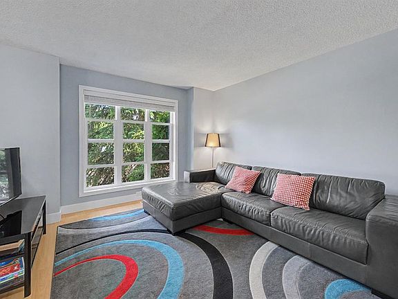 3rd image of 172 E Coverton Cir NE