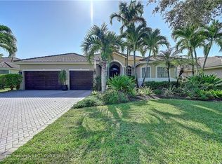 4909 NW 112th Dr, Coral Springs, FL 33076