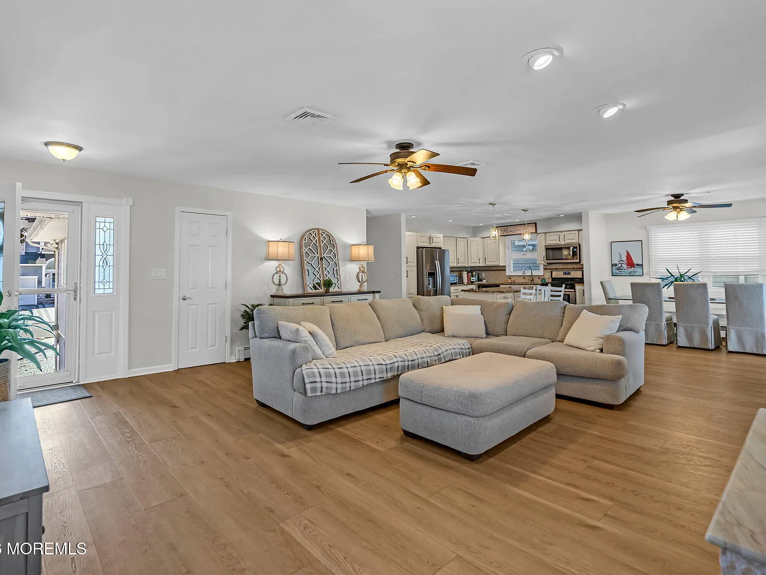 3 bed, 1616 sqft, $3,750 — Photo 4