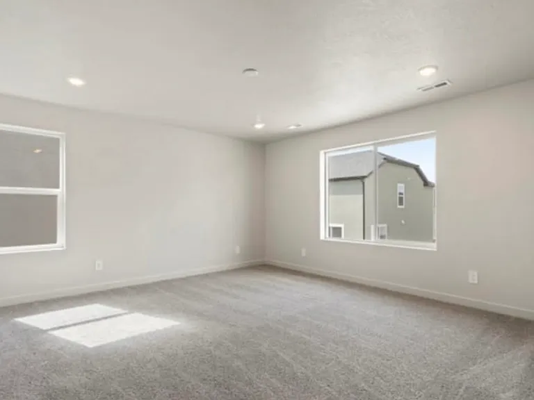 565 E Lintel Rd — Photo 11