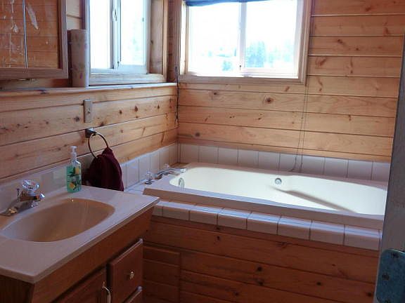 4th image of 1049 King James Way