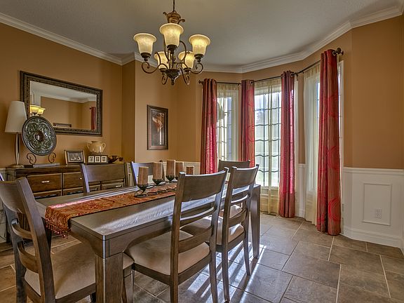 3rd image of 10303 River Hills Ct