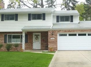 3290 Forest Rd, Bethel Park, PA 15102