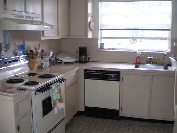 sunny kitchen