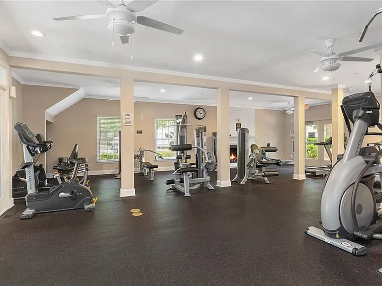 28317 Plantation Dr NE — Photo 40