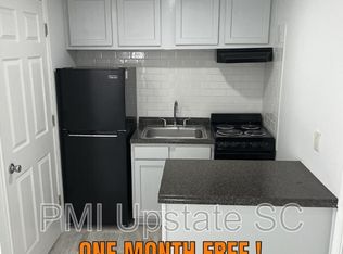 201 Chandler Dr APT 32D, Gaffney, SC 29340