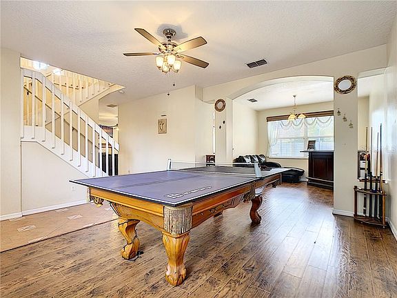 5th image of 14909 Faversham Cir