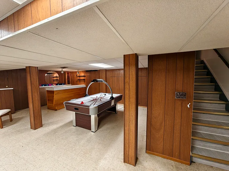 Basement - Has laundry and secondary bathroom