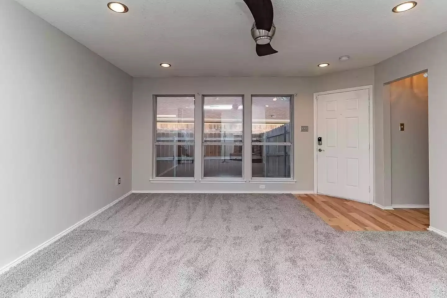 3 bed, 1288 sqft, $2,150 — Photo 4