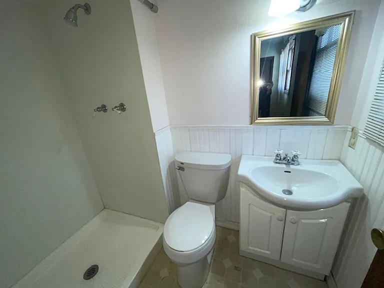 5201 W Saint James Dr — Photo 7