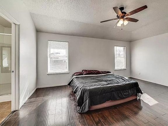 5th image of 206 Jacob Dr