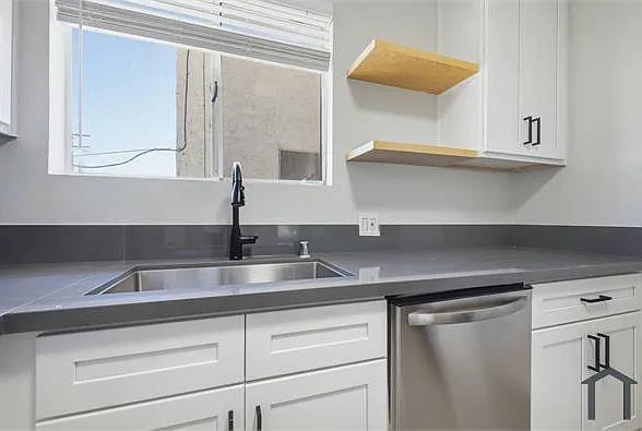 4234 Degnan Blvd #L — Photo 5
