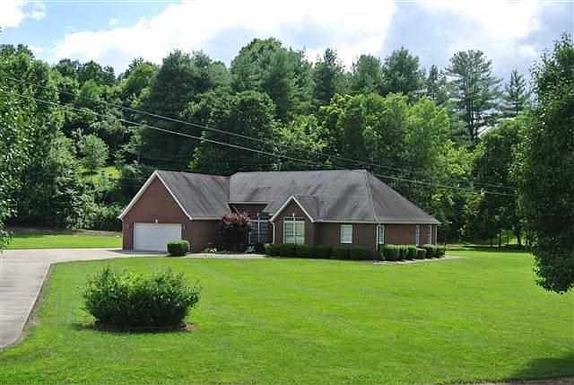 1st image of 3216 Carriage Hill Ct