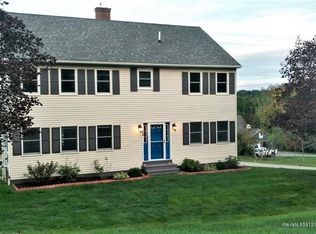 52 Pleasant St, Hampden, ME 04444