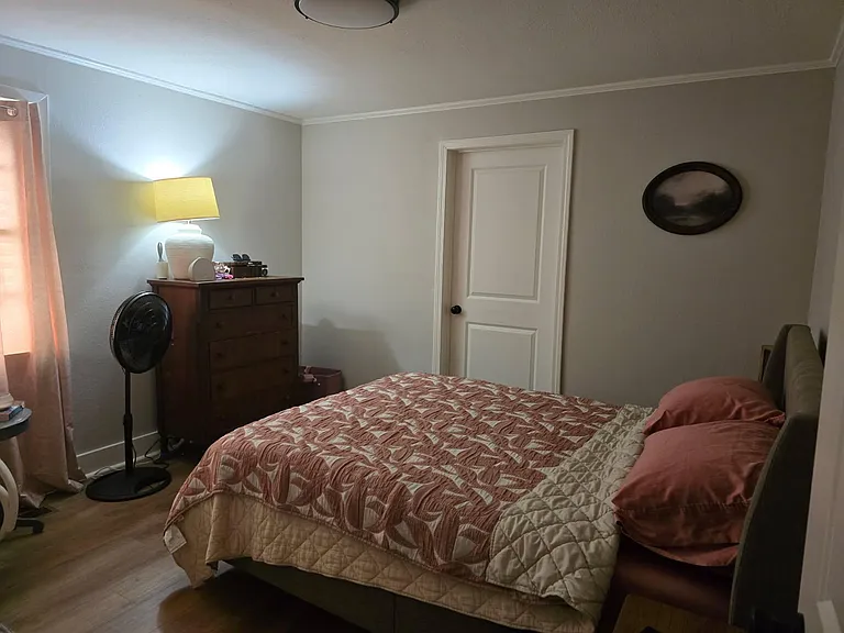 609 N Griffin St — Photo 7
