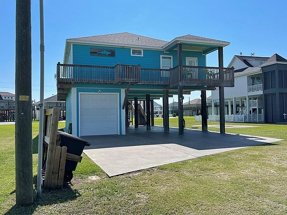 3rd image of 942 Palm Ridge Dr