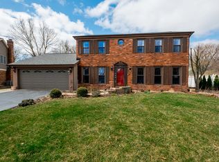 1447 Sugar Creek Ct, Naperville, IL 60563