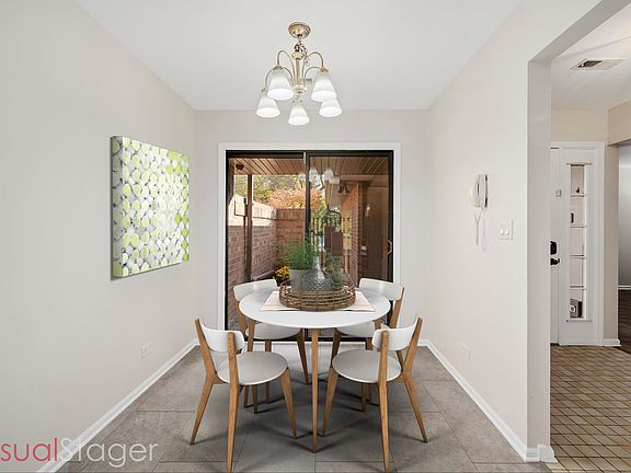 4th image of 142 Indian Boundary Dr
