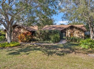 490 Greenview Rd, Merritt Island, FL 32952