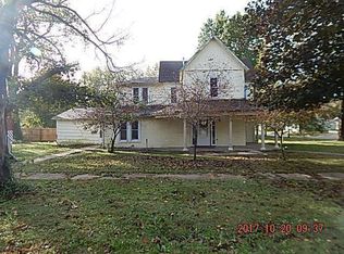 232 N 10th St, Fredonia, KS 66736