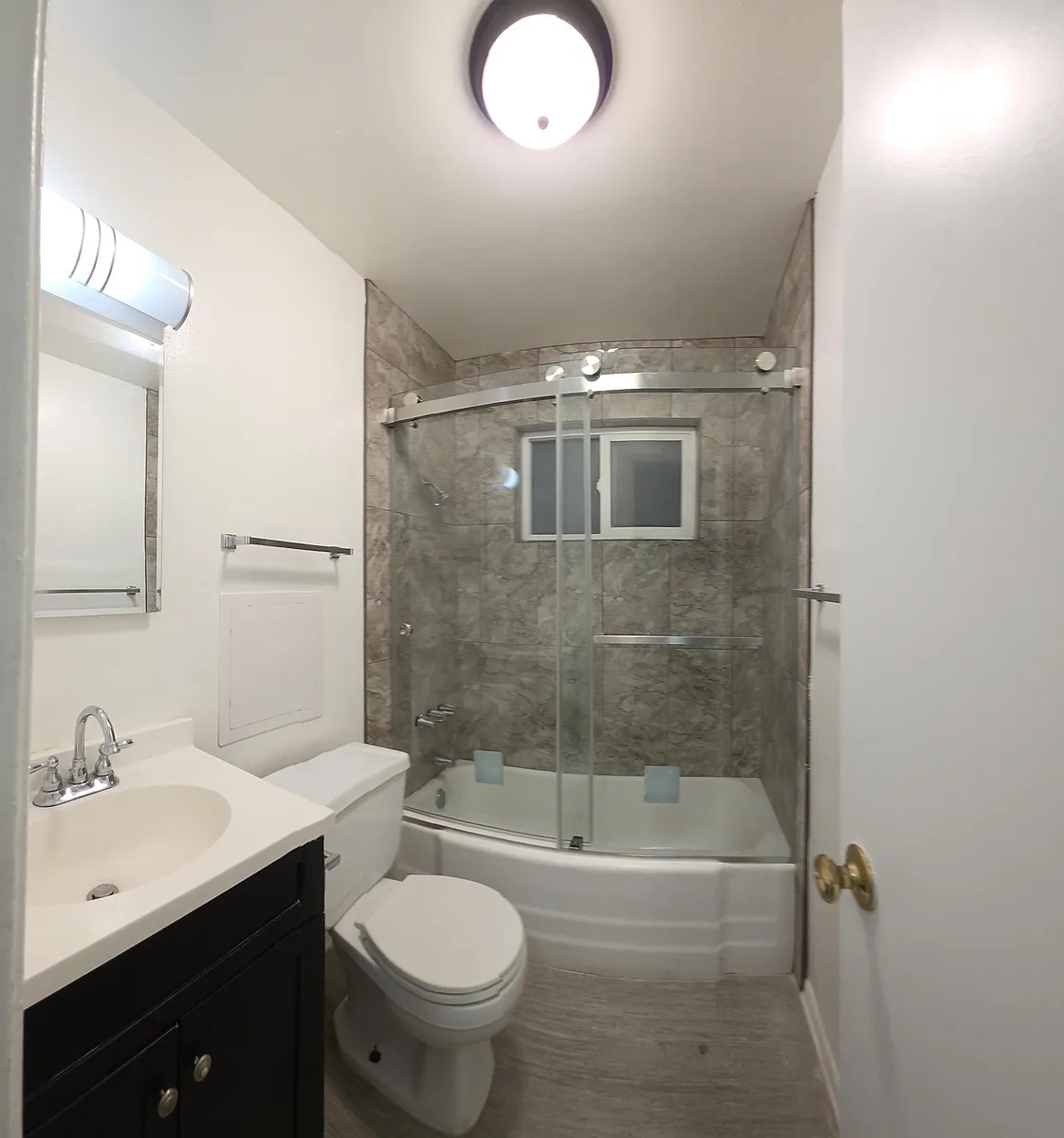 Building Photo - 3055 N East St #3
