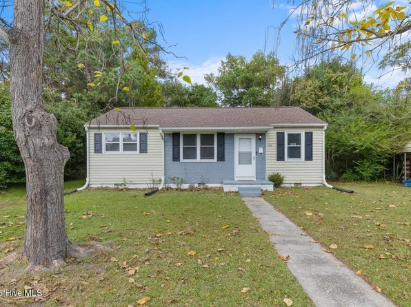 121 Bryan Street, Jacksonville, NC 28540