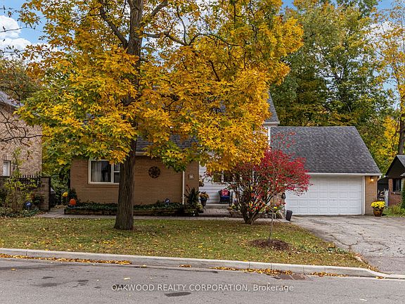 2nd image of 41 Greenbrook Dr