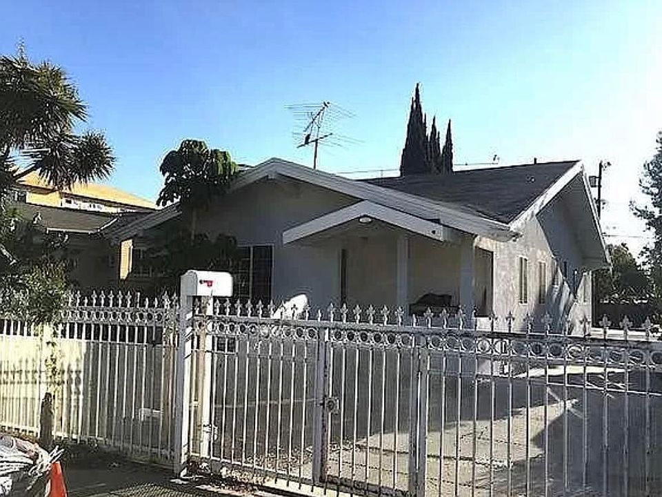1st image of 610 N Hobart Blvd