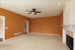 4th image of 7430 Crystal View Dr SE