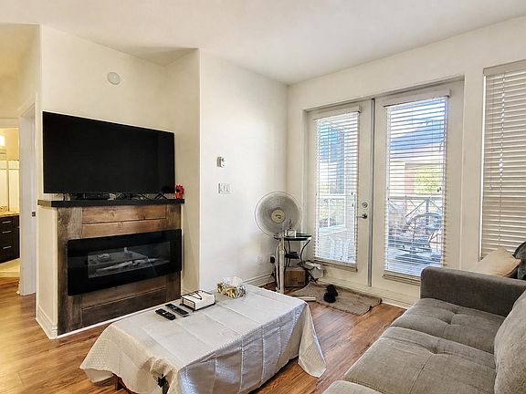 5th image of 2970 King George Blvd #217