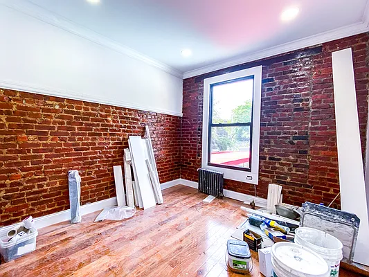 Rented by Voro New York | media 18