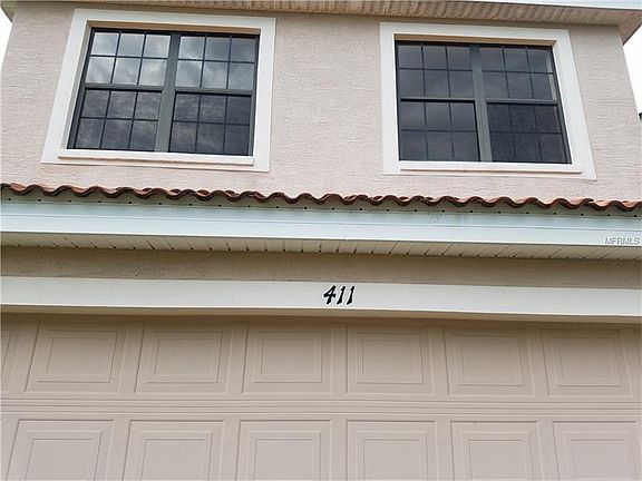 3rd image of 411 Cinnamon Dr