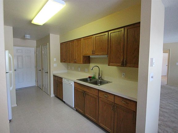 4th image of 615 Buckboard Dr