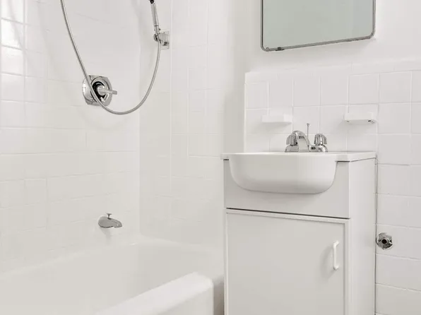 205 West 95th Street image 8 of 16