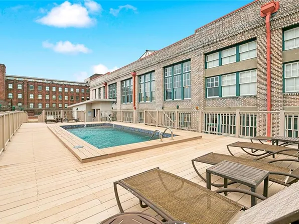 1111 S Peters St APT 217, New Orleans, LA 70130