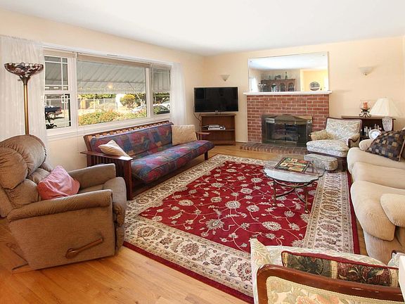 4th image of 188 Bellerose Dr