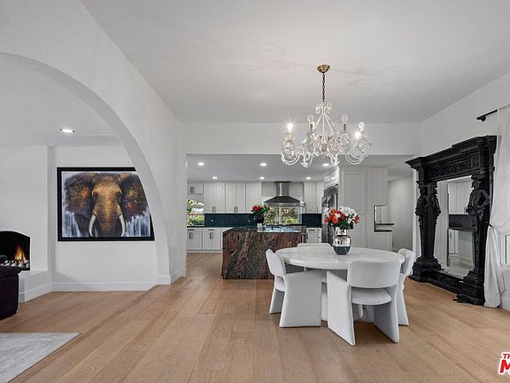 5th image of 5934 Colodny Dr