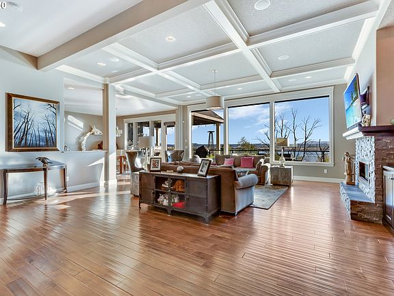 5th image of 1008 SE 64th Ct