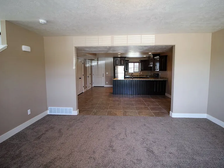 549 W 1420 N #101 — Photo 7