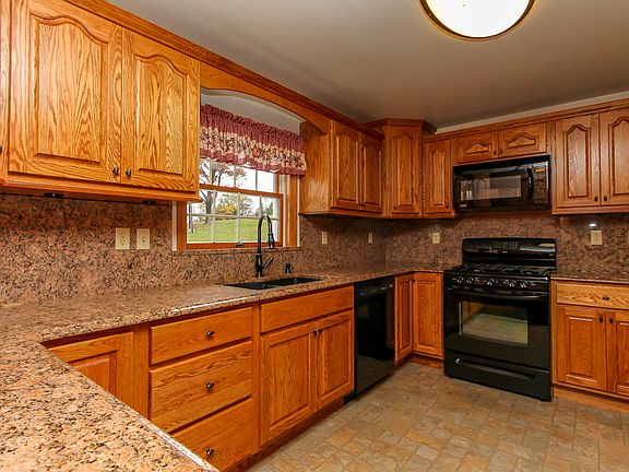 Granite backsplash