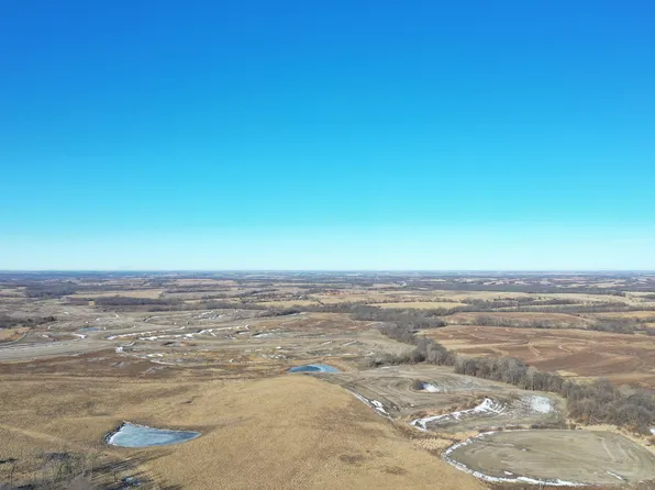 300th Street & Gillespie Rd, Albany, MO 64402