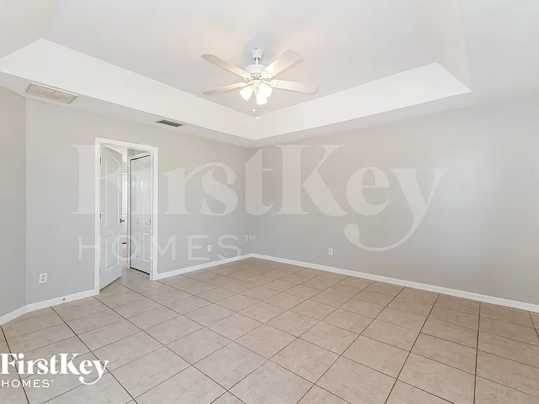 1138 Nelson Rd N — Photo 9