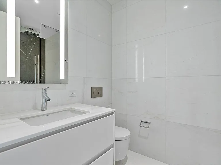 300 Biscayne Boulevard Way #903 — Photo 29