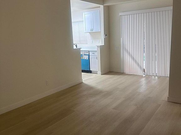 4th image of 4044 E CARSON Road