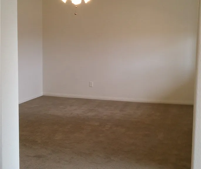 5493 Ovando Way — Photo 7