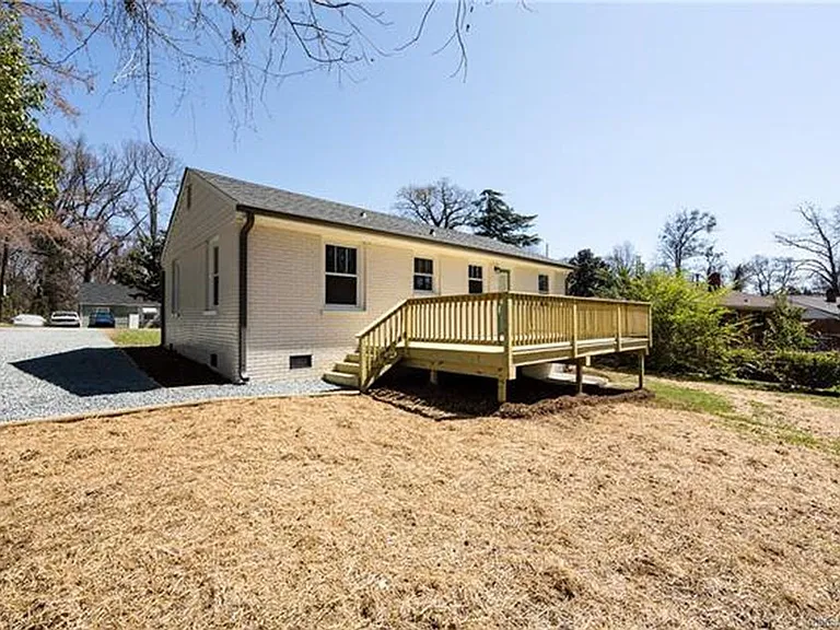 2939 Dogwood Ave — Photo 8