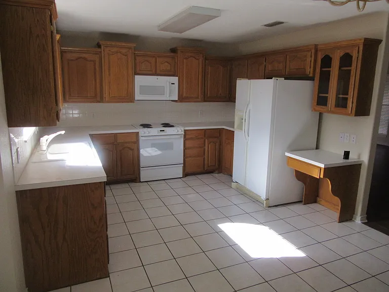 5280 Western Plains Ave — Photo 5
